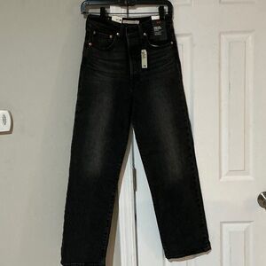 Levi's Ribcage Straight Ankle Jeans.  Size 27
